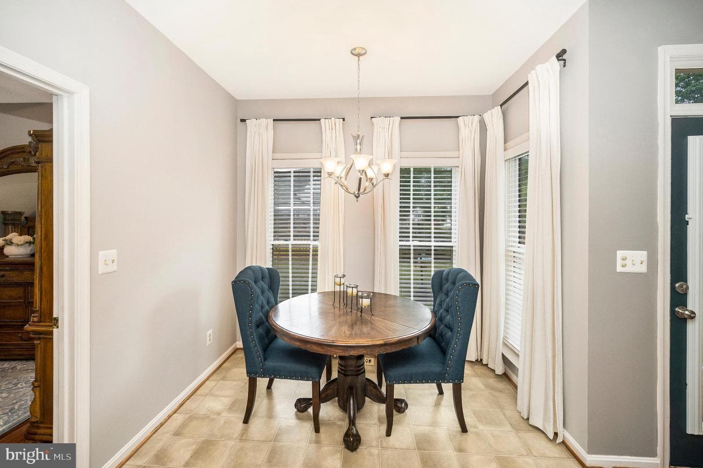 3812 Winding Hollow Drive photo 13