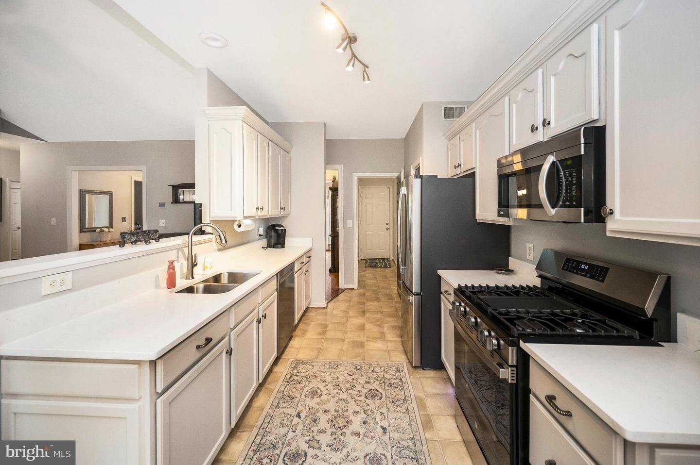 3812 Winding Hollow Drive photo 15