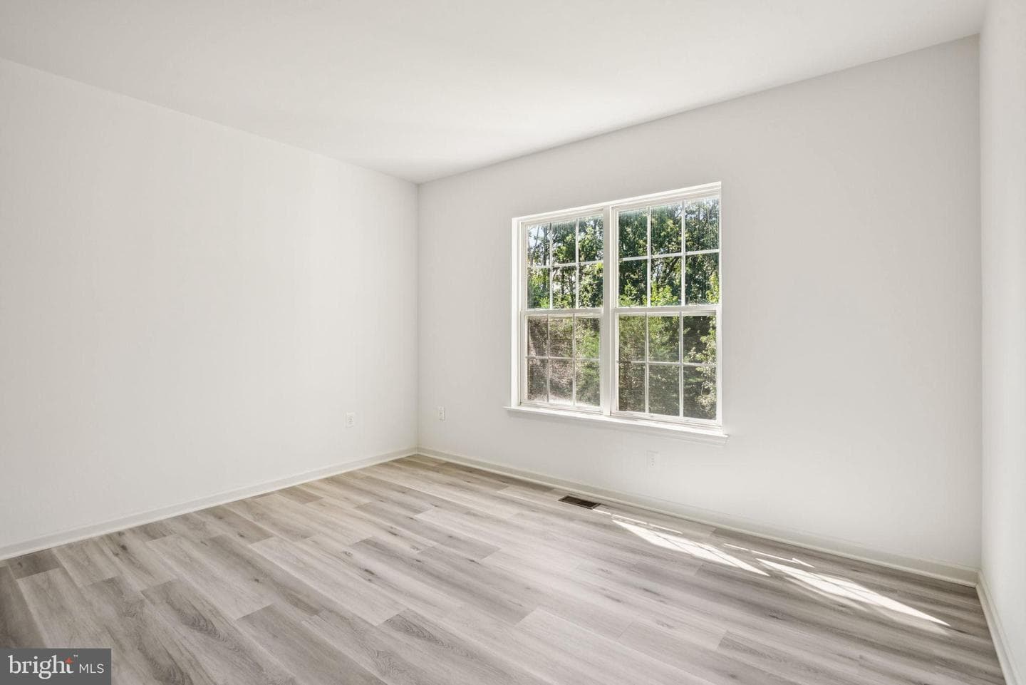 9311 Laurel Oak Drive photo 22
