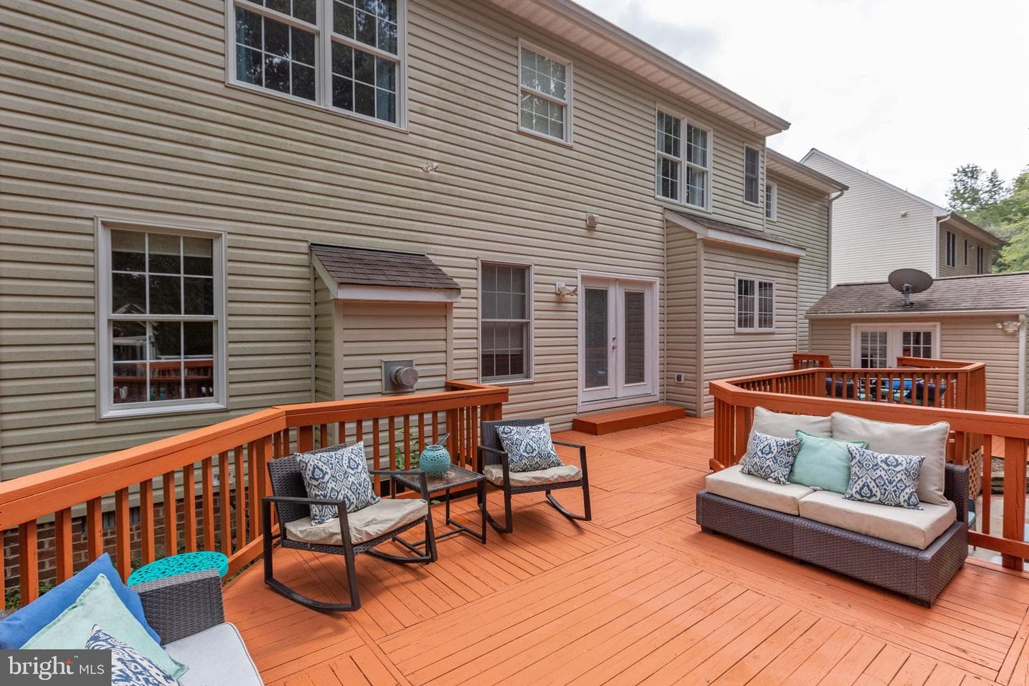 10314 Colechester Street photo 35