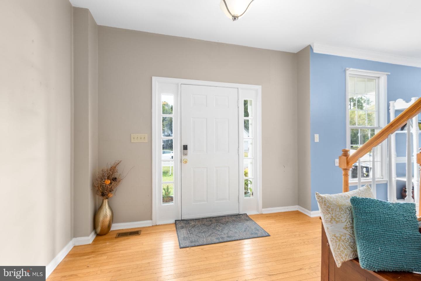 10314 Colechester Street photo 5