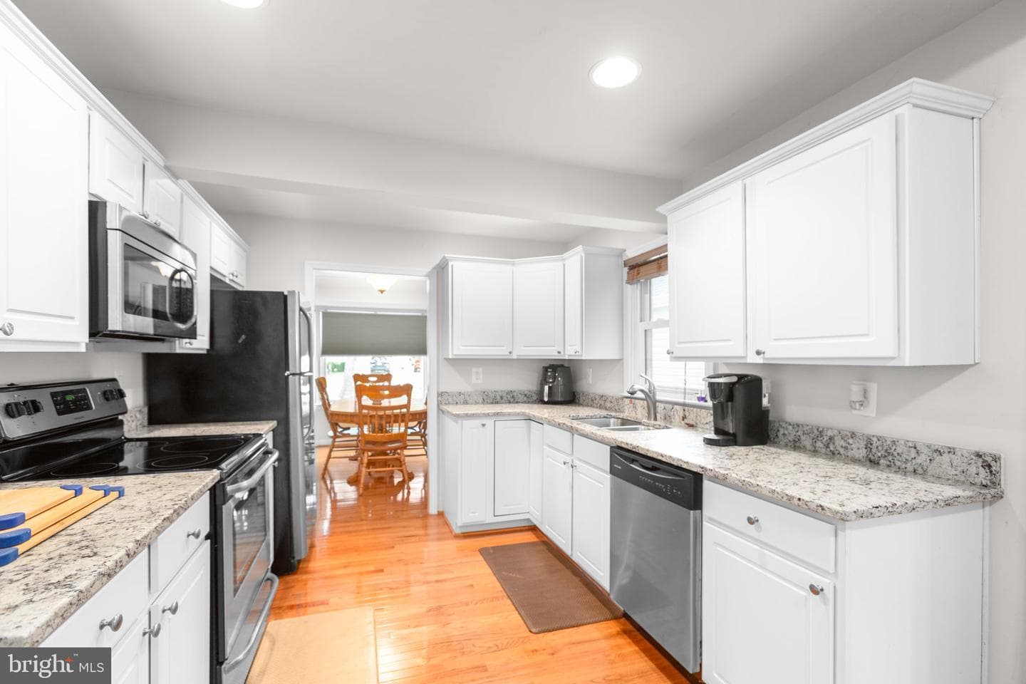108 Pender Street photo 13