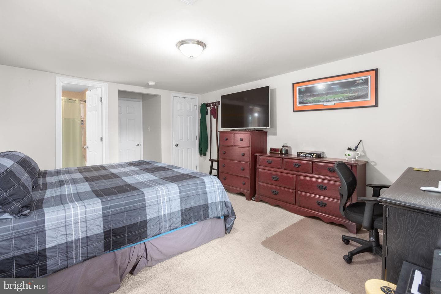 108 Pender Street photo 25