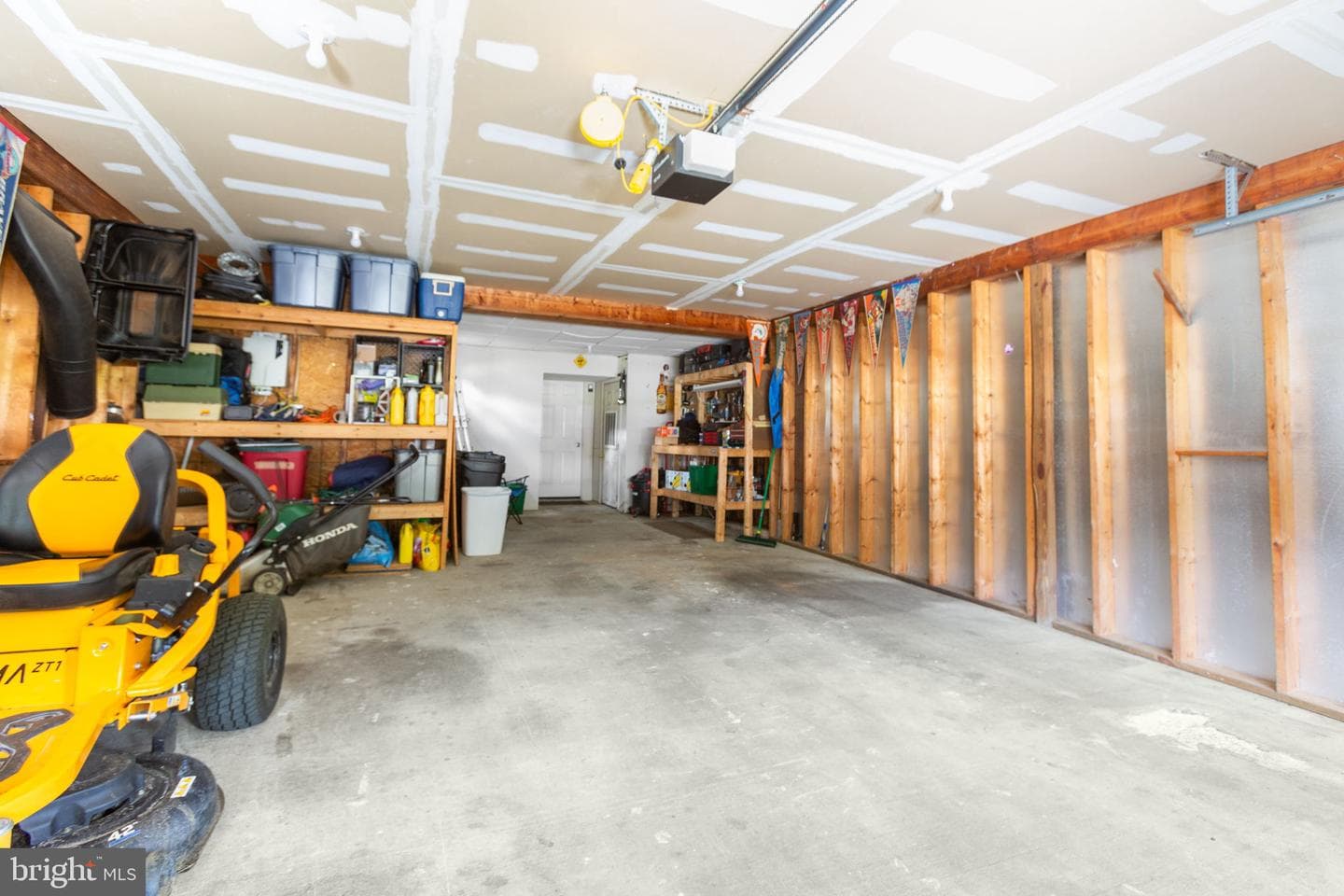 108 Pender Street photo 32