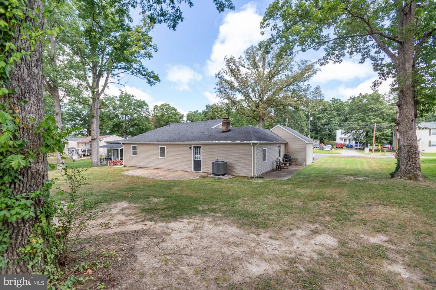 108 Pender Street photo 36