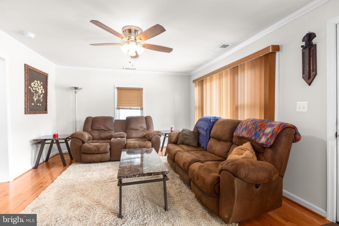 108 Pender Street photo 4