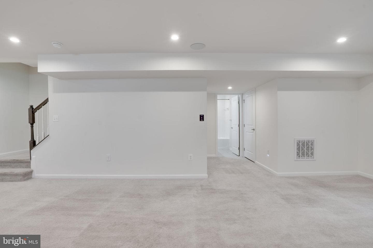 6501 Crittenden Lane photo 34