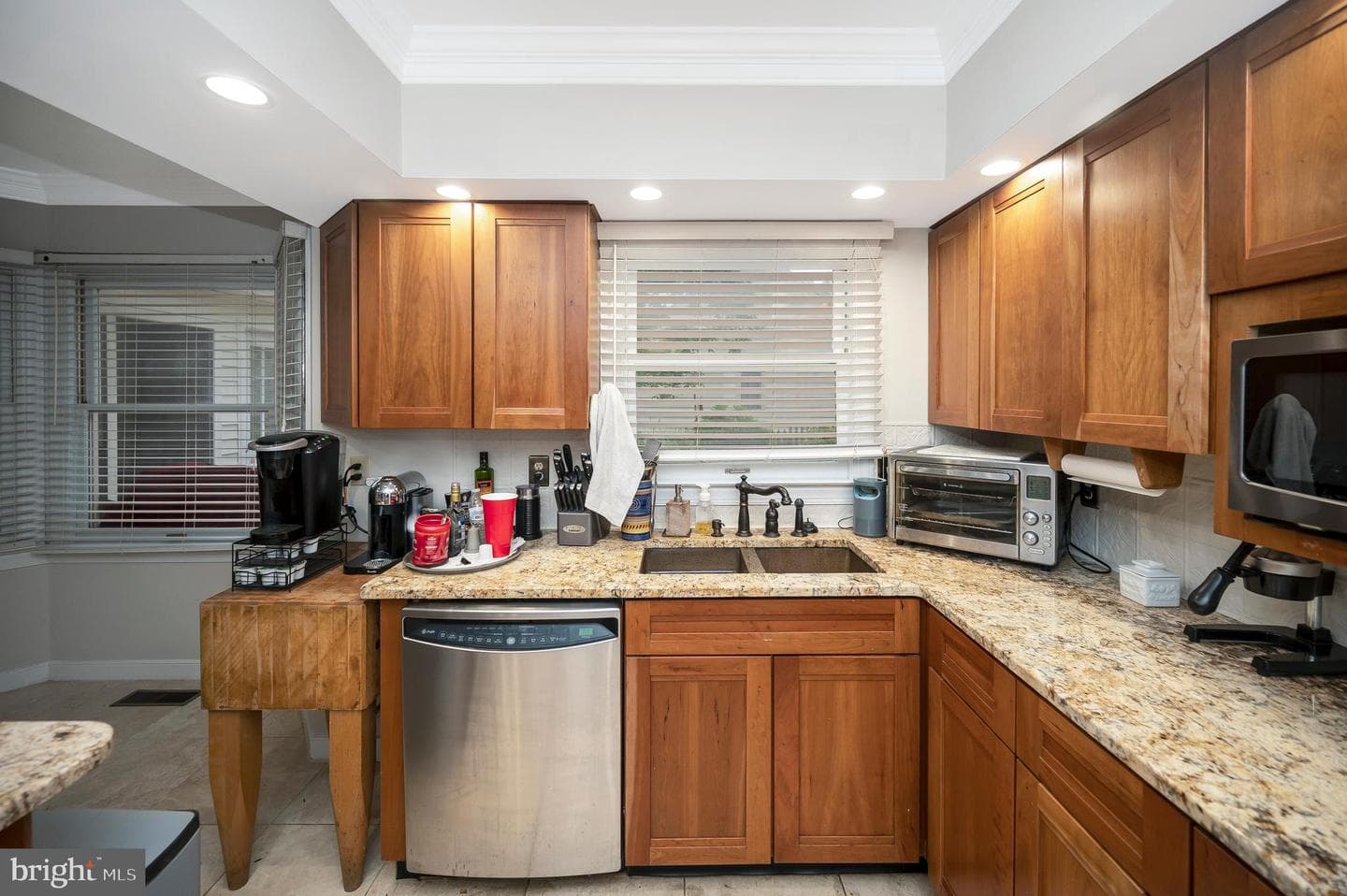 416 Whitecliff Drive photo 30
