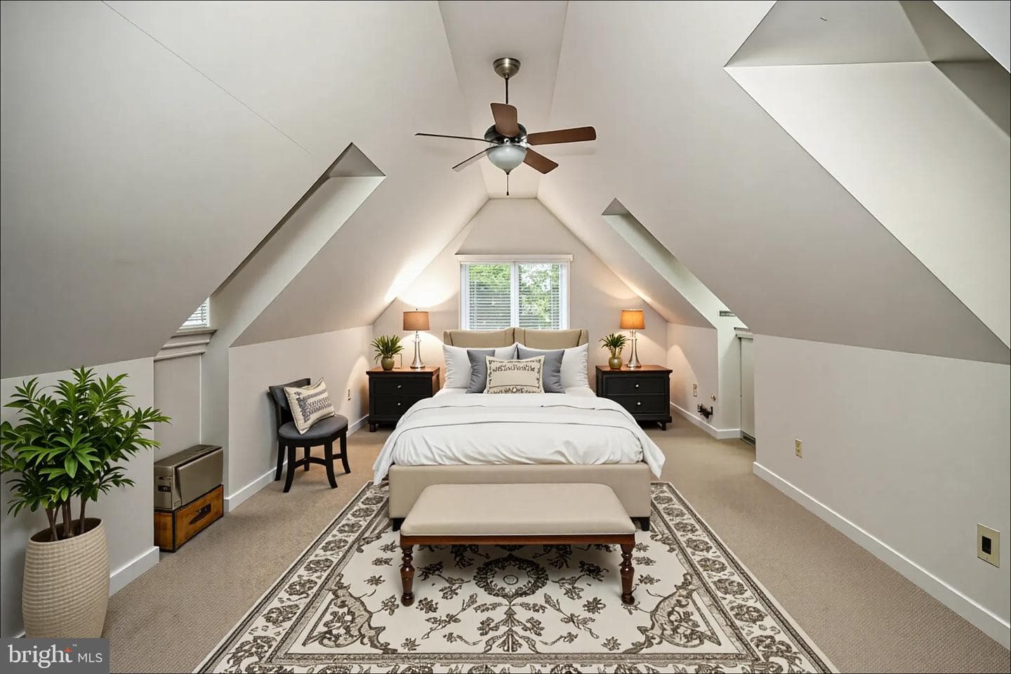 416 Whitecliff Drive photo 42