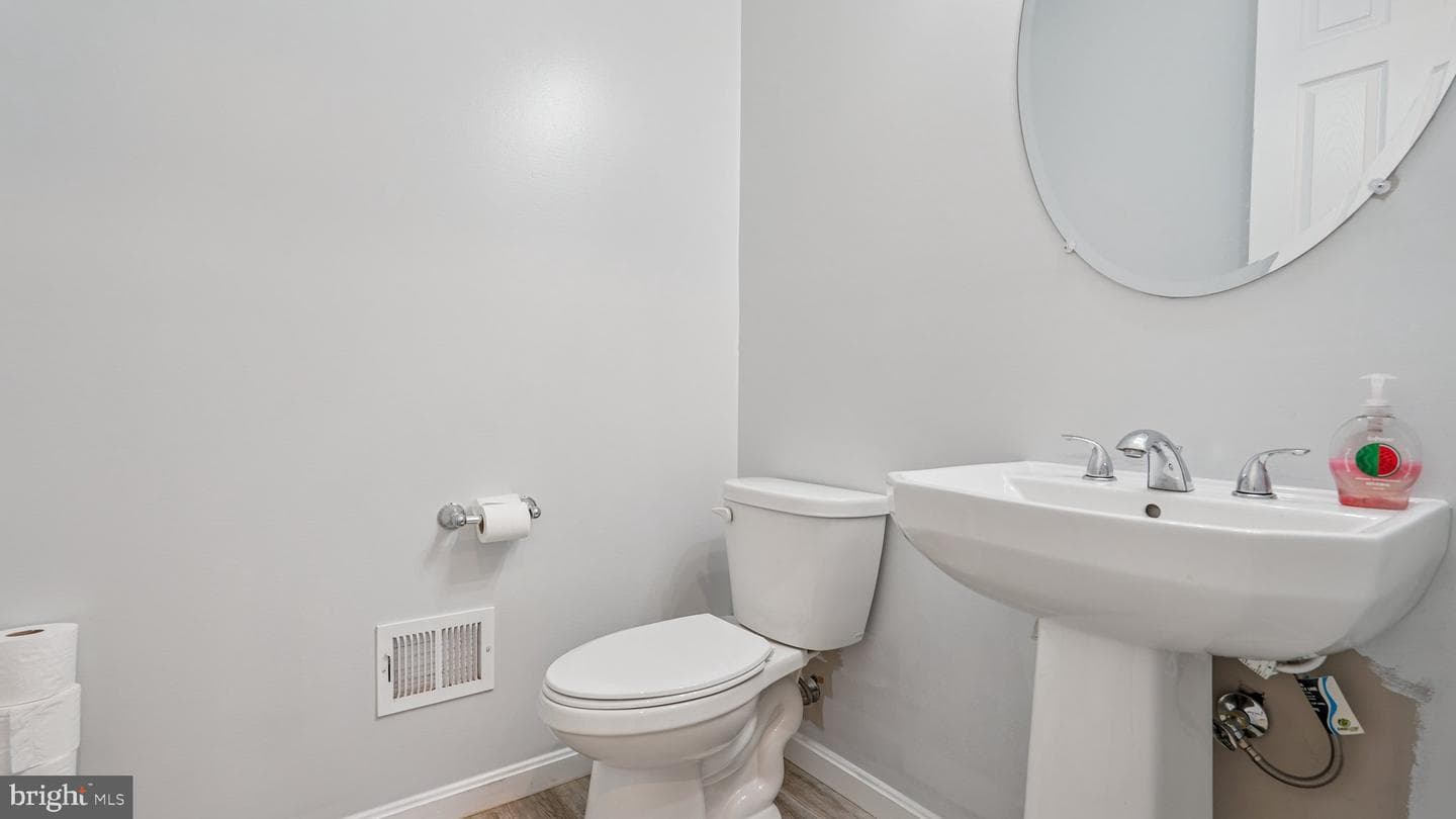7704 Colburn Drive photo 33