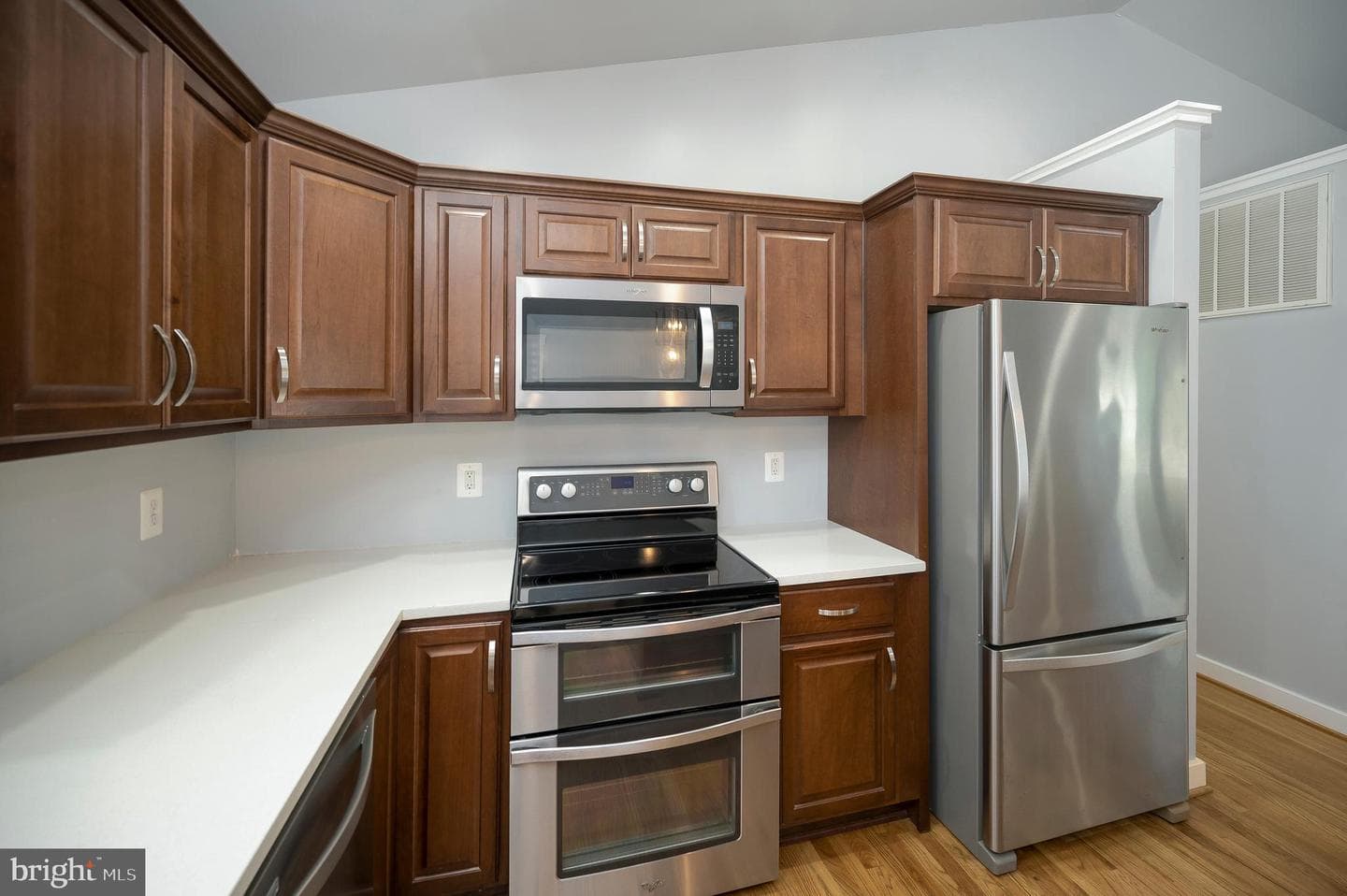 10906 Peach Tree Drive photo 15