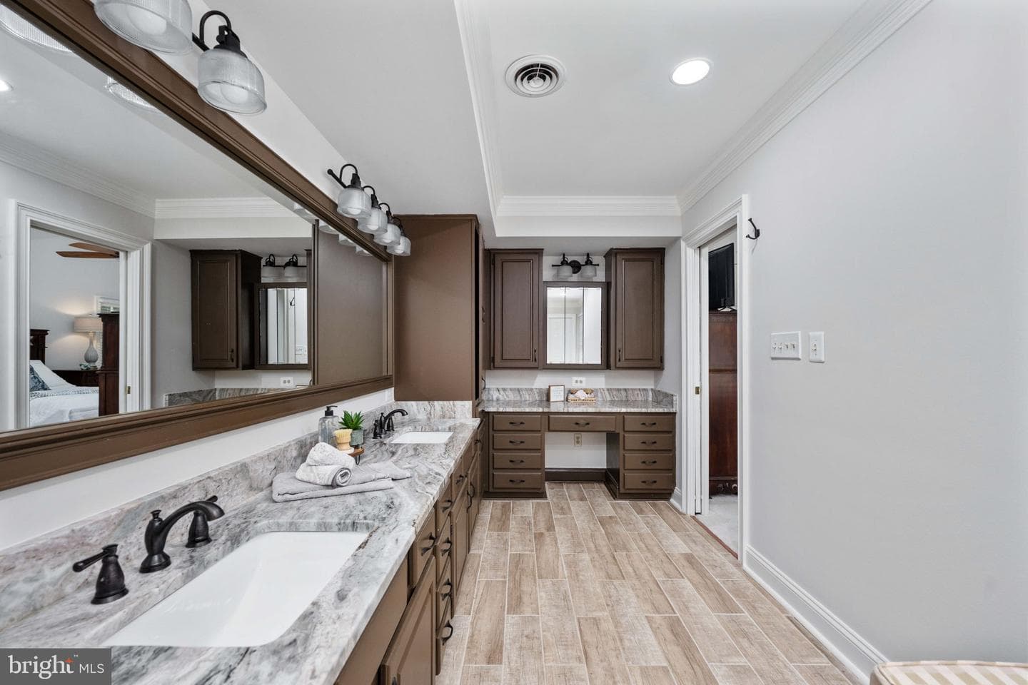 11733 Sawhill Boulevard photo 37