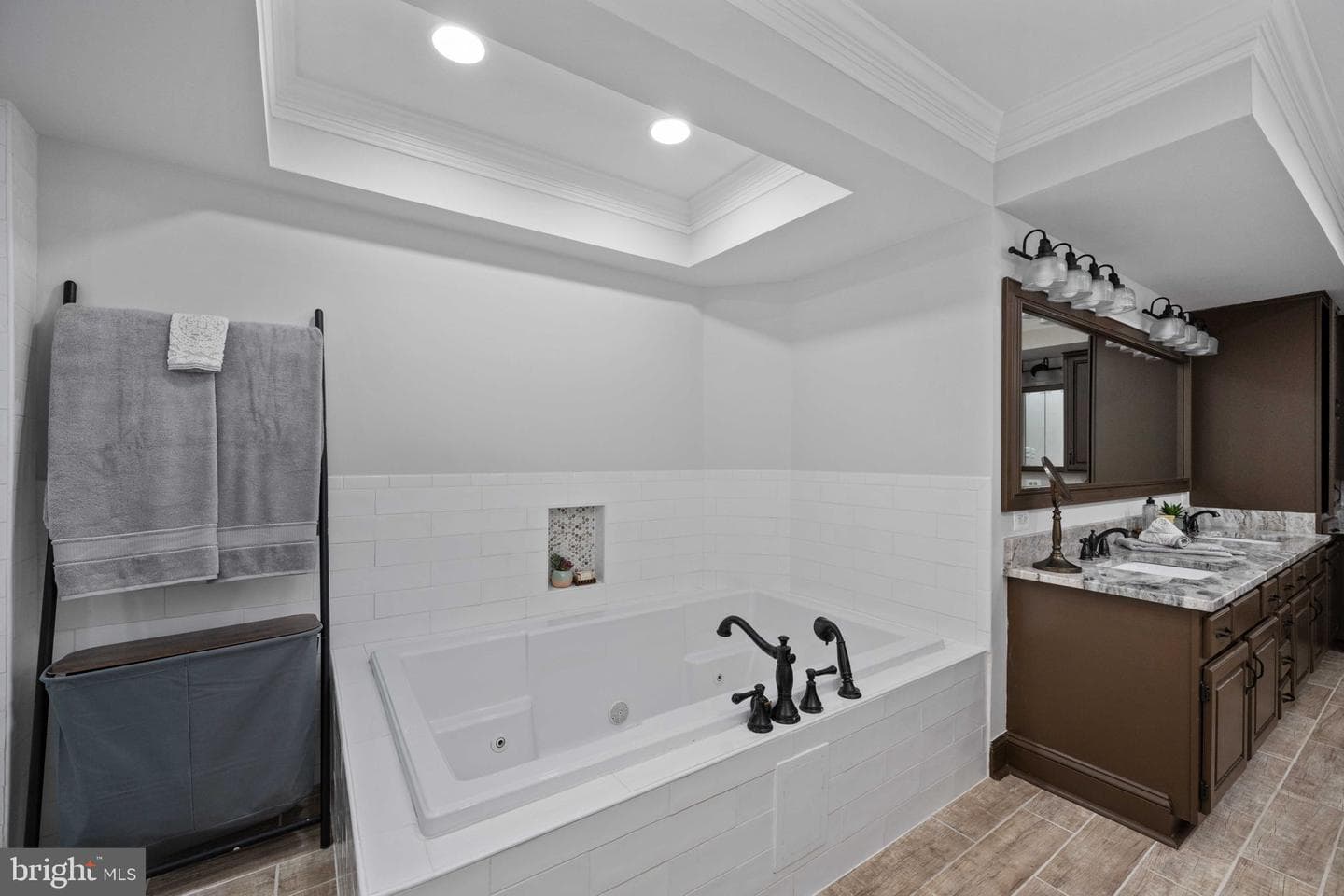 11733 Sawhill Boulevard photo 44