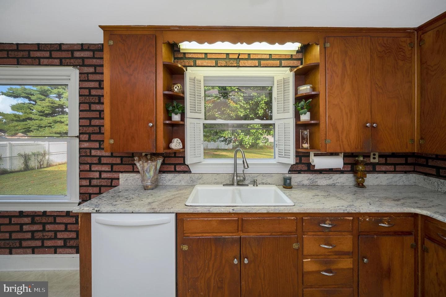 205 Hamilton Street photo 13