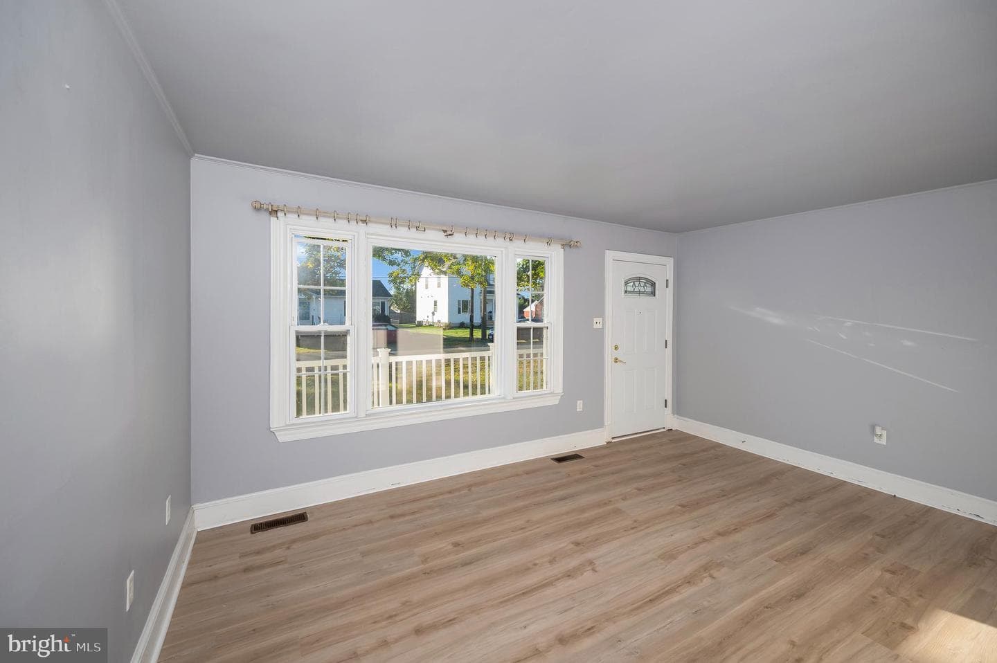 205 Hamilton Street photo 16