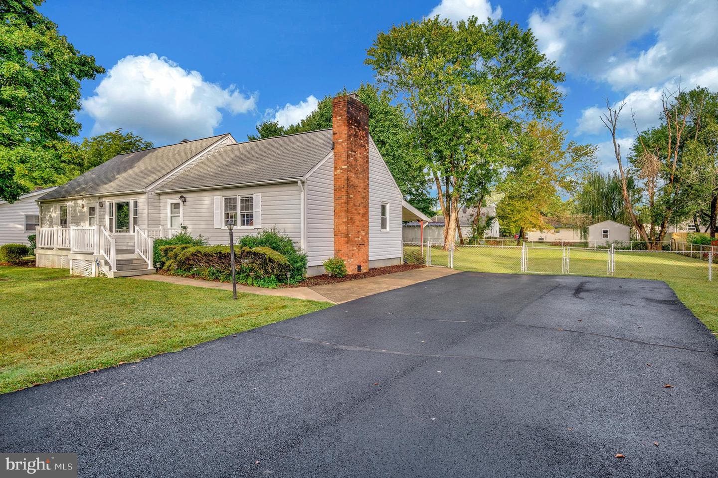 205 Hamilton Street photo 33
