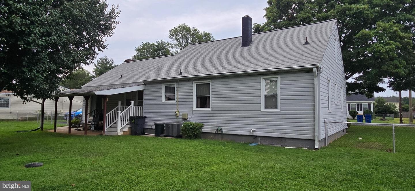 205 Hamilton Street photo 36