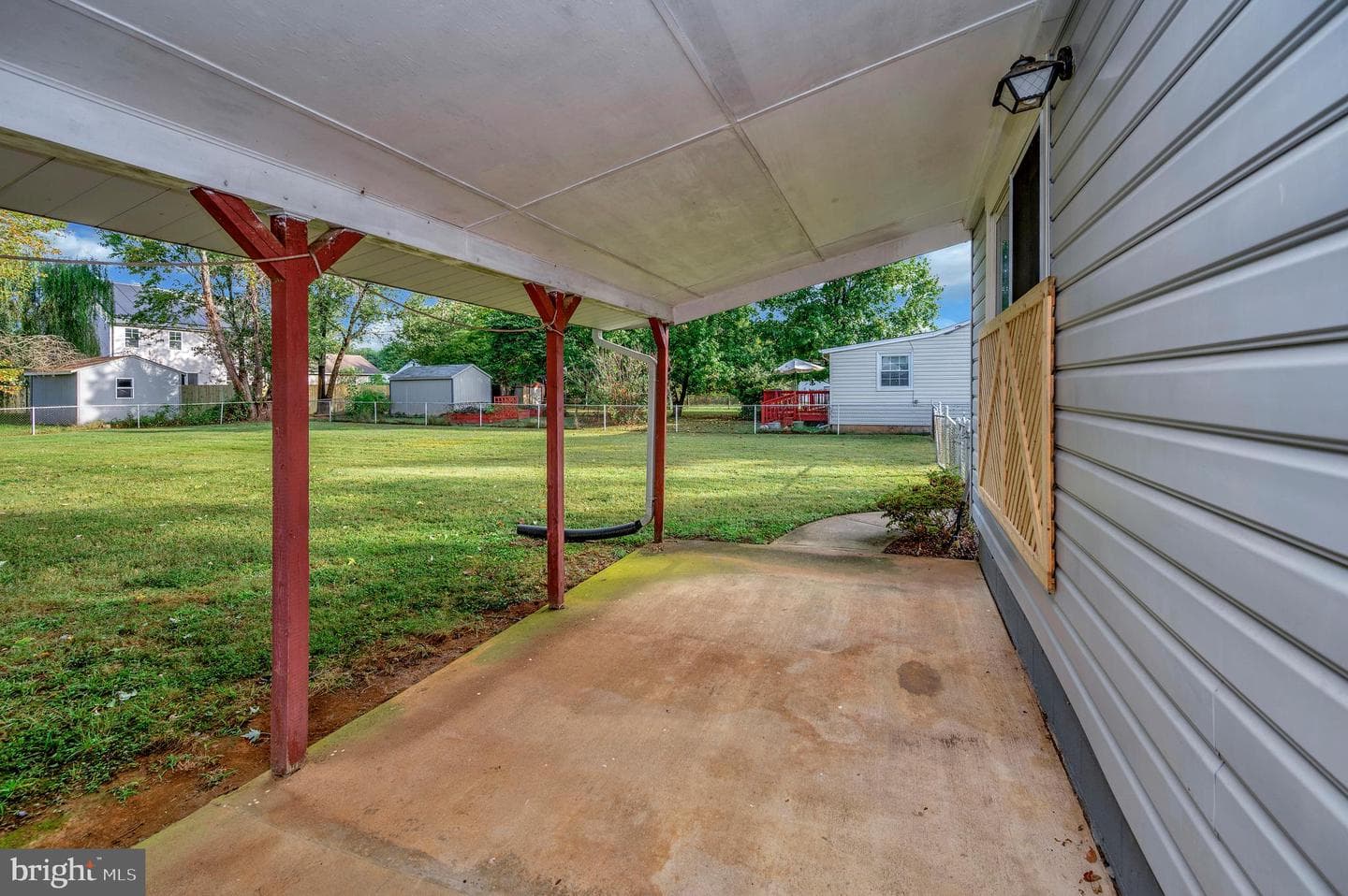205 Hamilton Street photo 39
