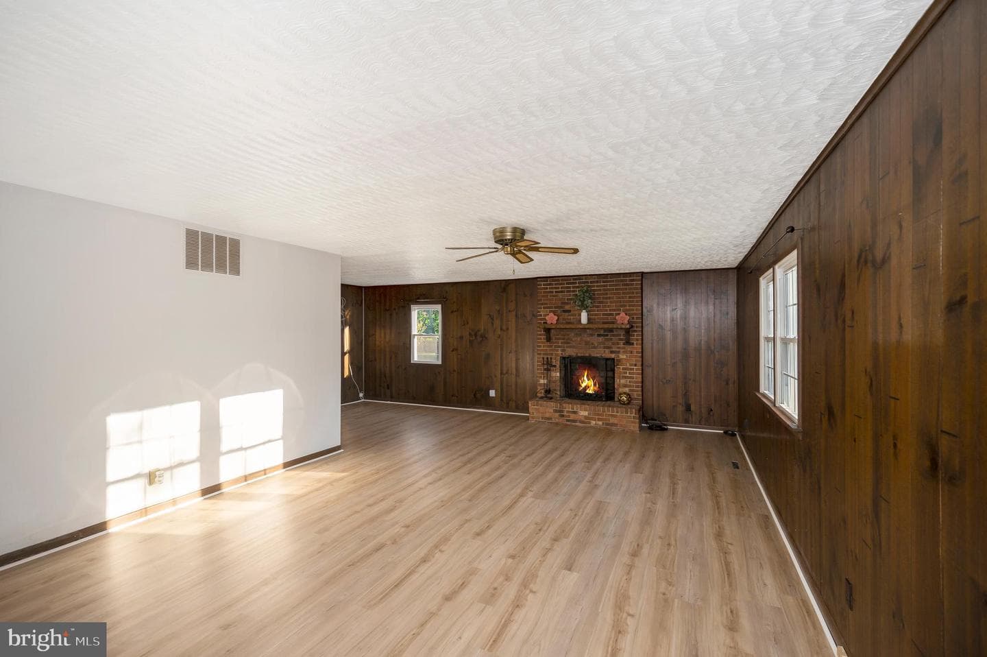 205 Hamilton Street photo 4
