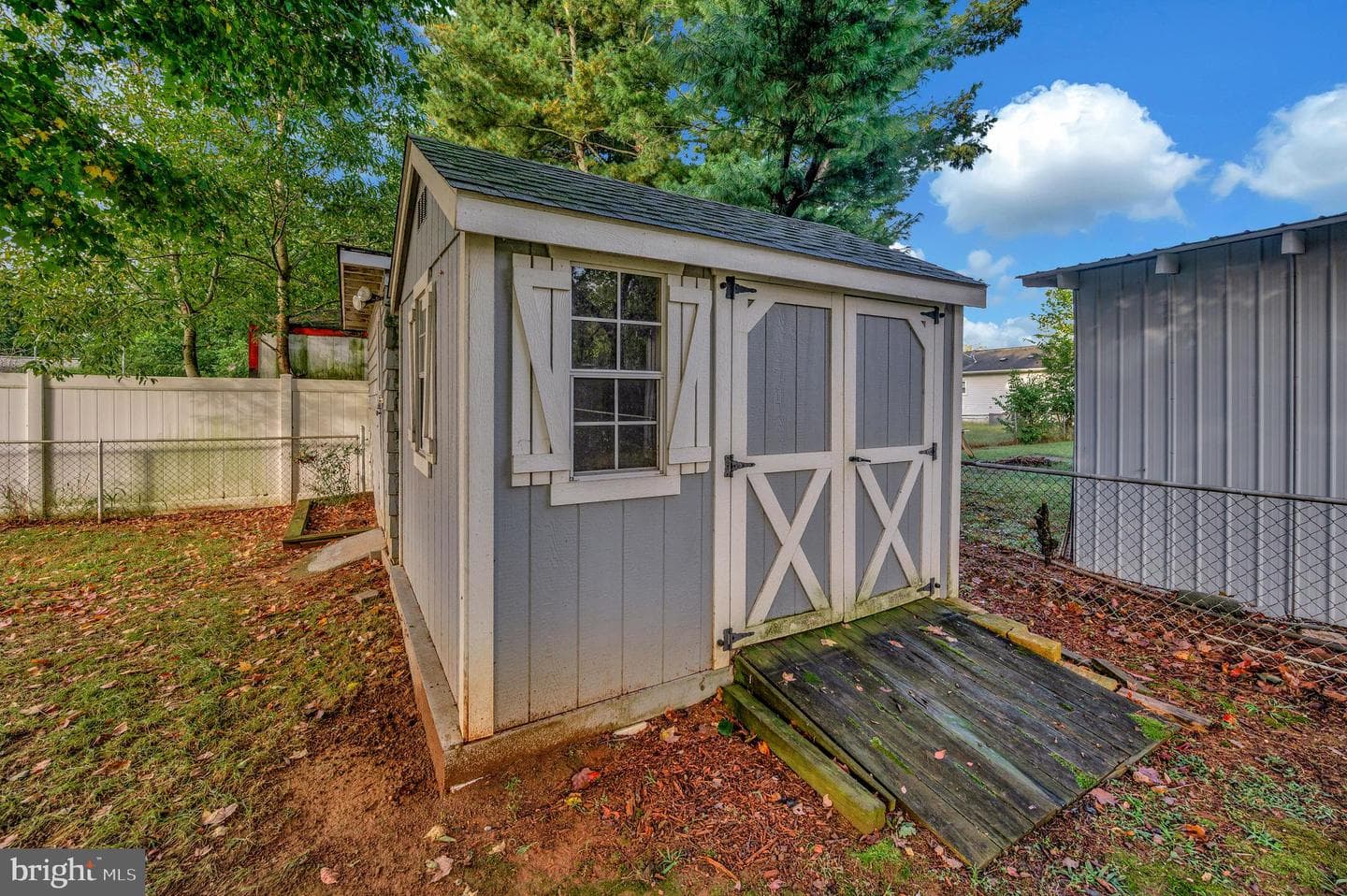 205 Hamilton Street photo 43