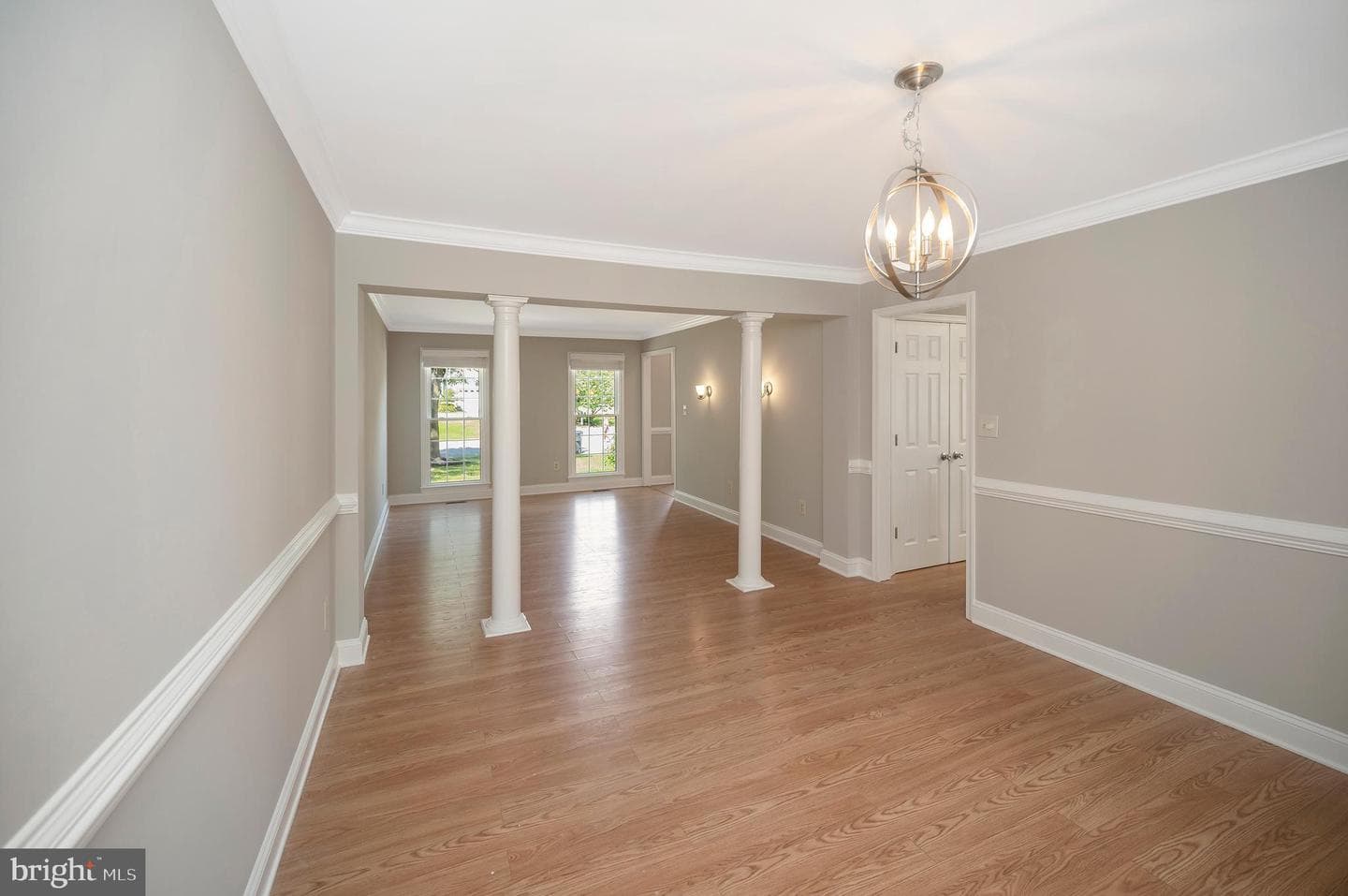 4310 Essex Court photo 17