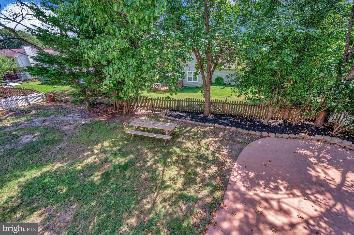 4310 Essex Court photo 36