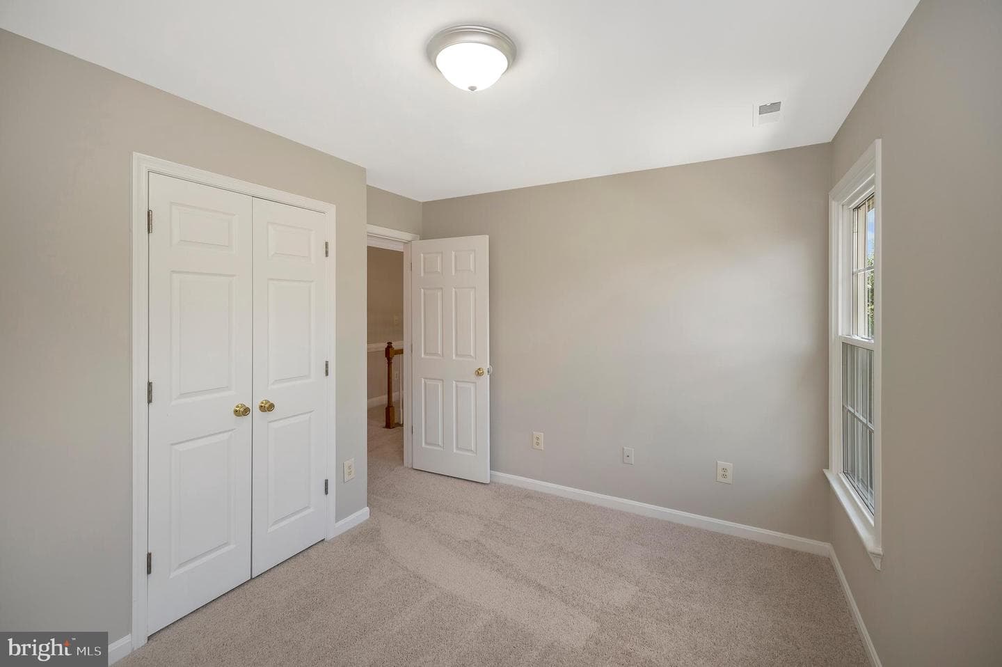 4310 Essex Court photo 40