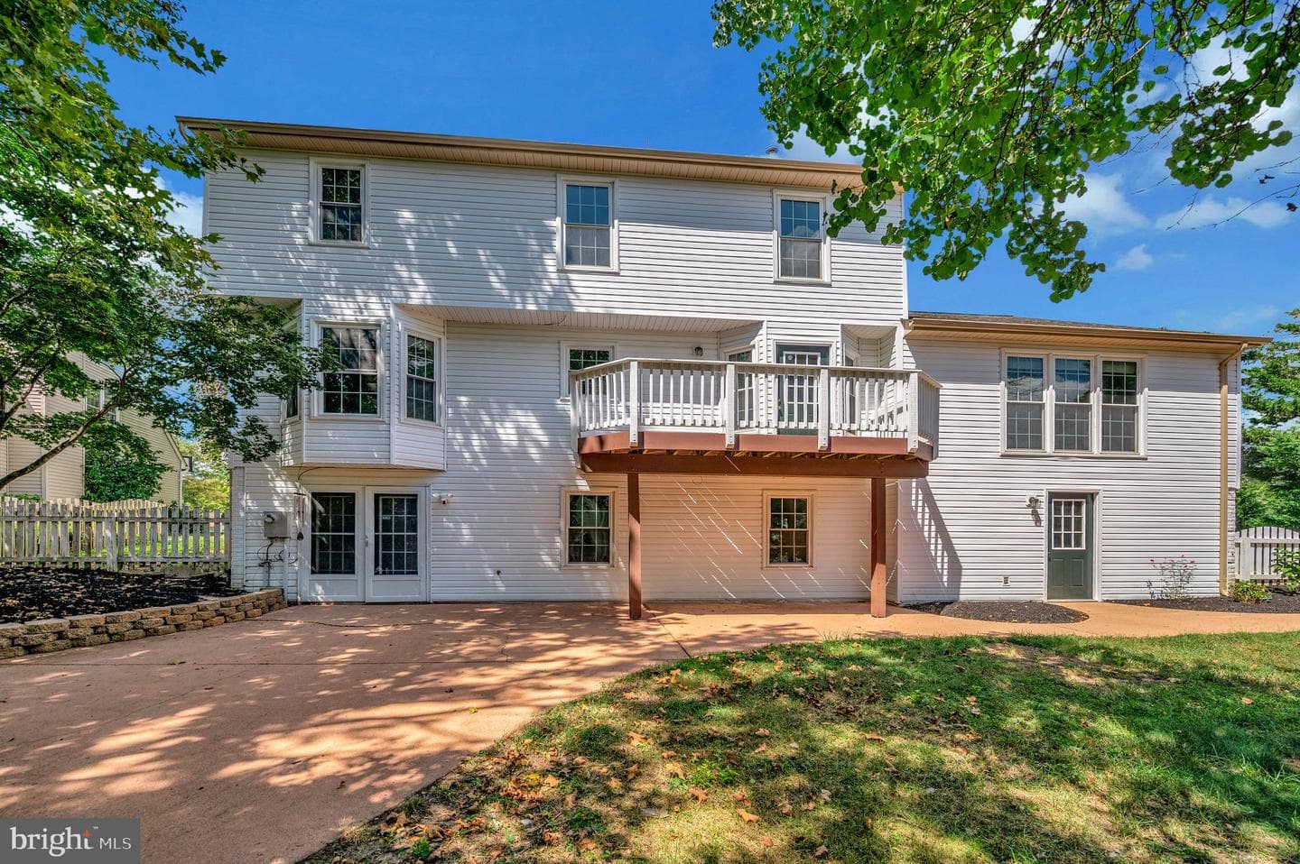 4310 Essex Court photo 66