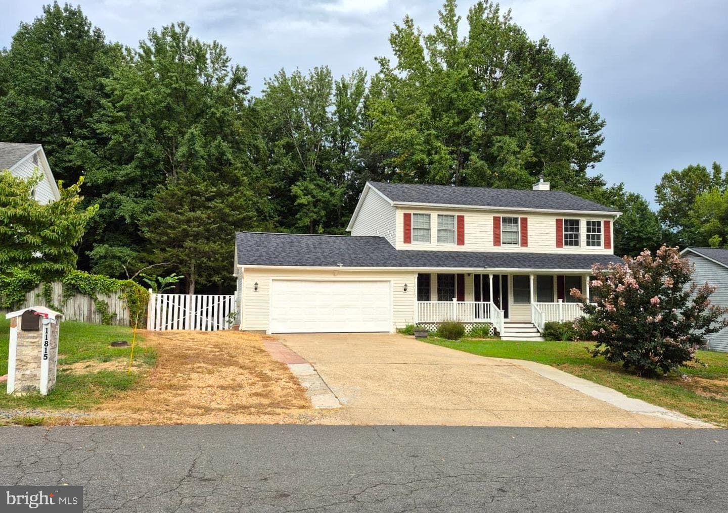 11815 Switchback Lane photo 2