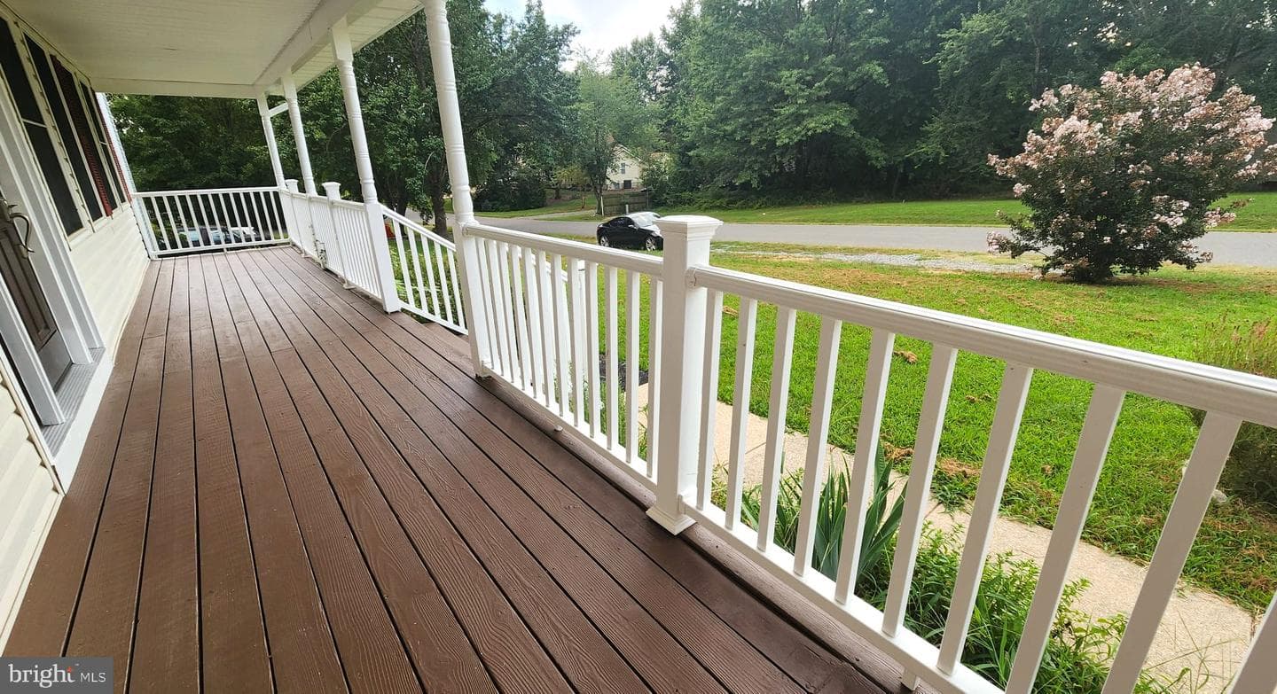 11815 Switchback Lane photo 6