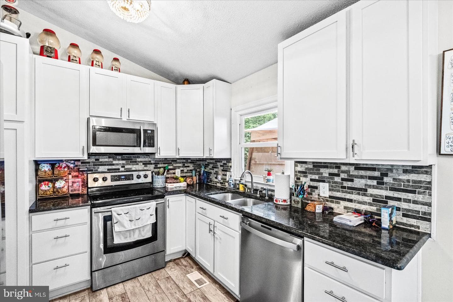 312 Cooper Street photo 2