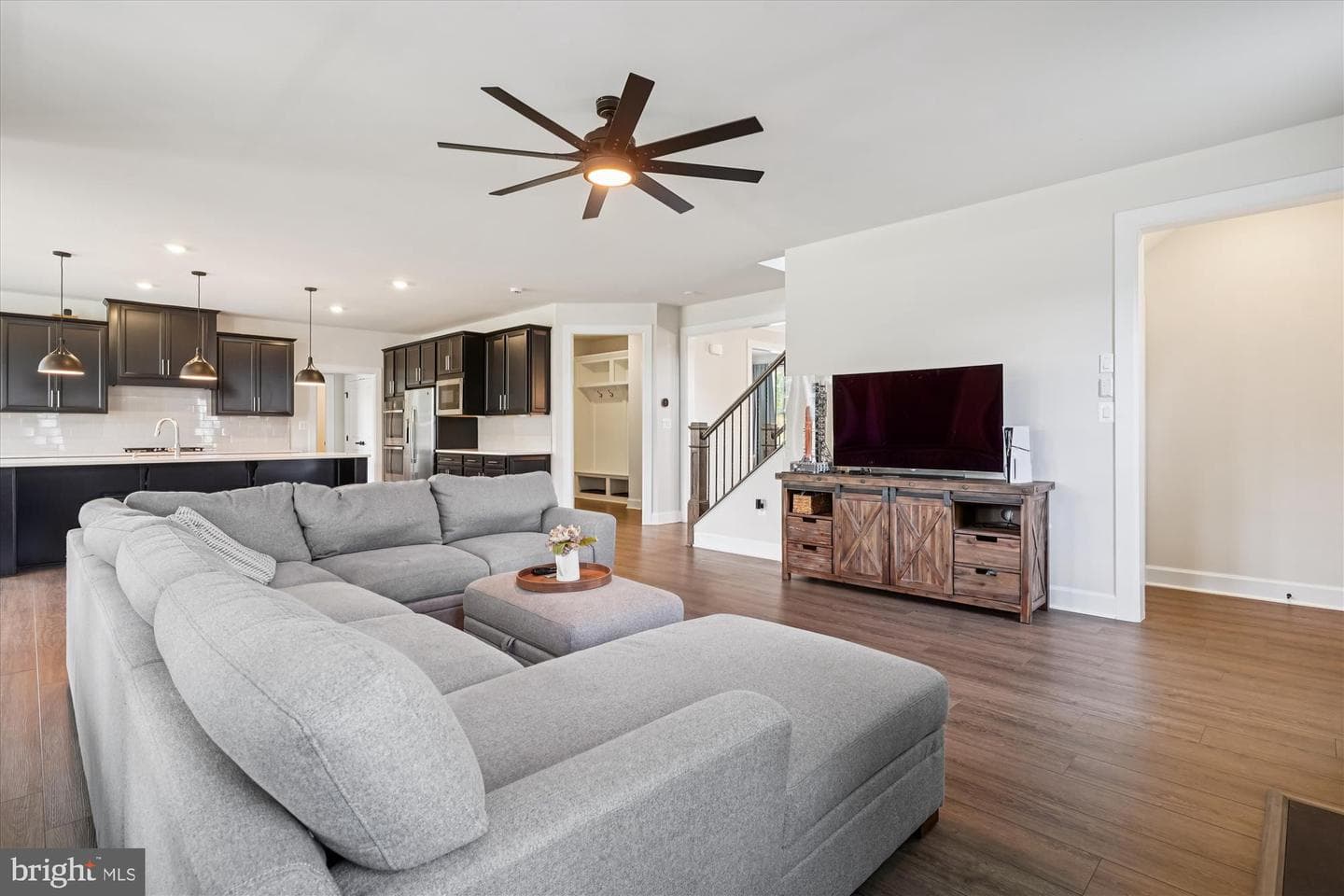 11903 Beamer Drive photo 9