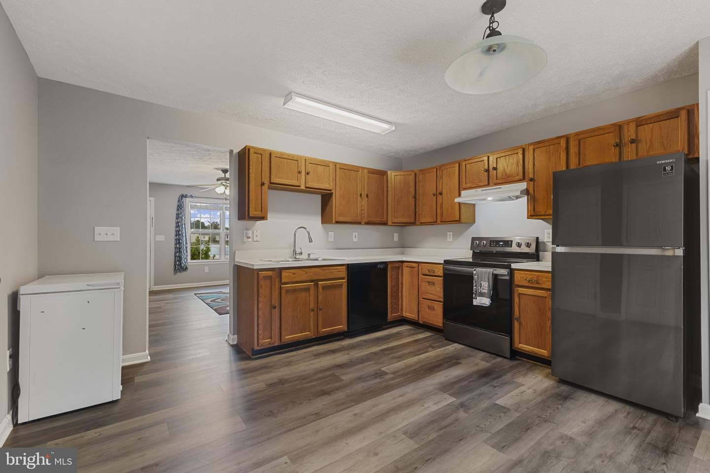 9738 W Midland Way photo 11