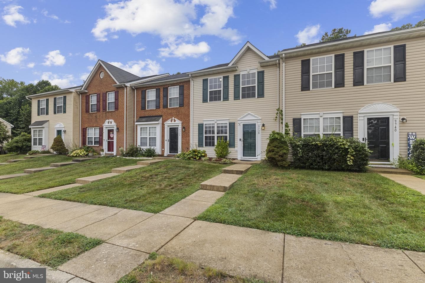 9738 W Midland Way photo 2