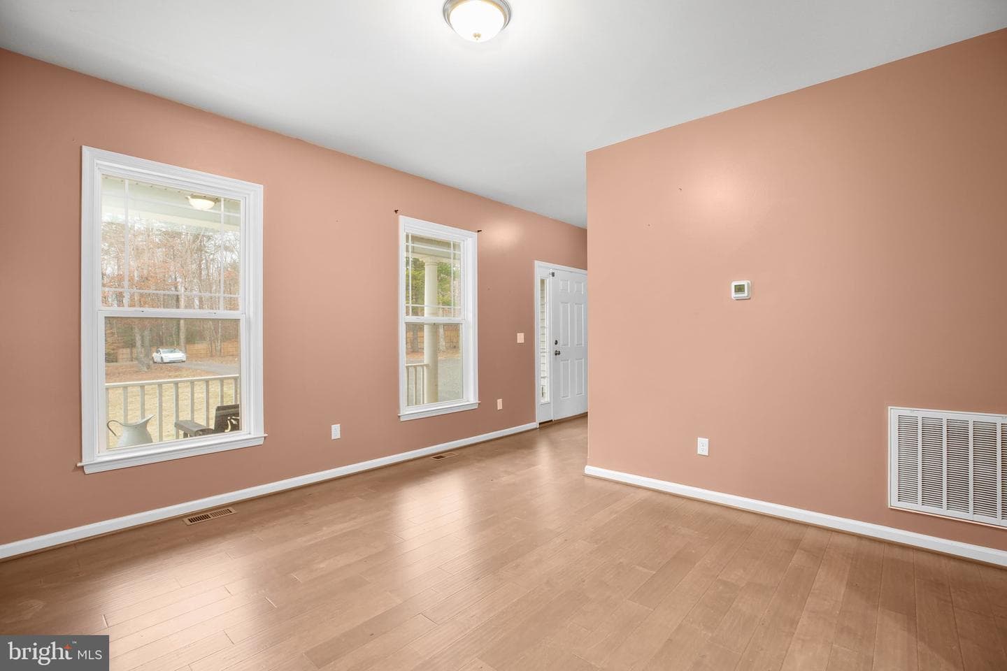 7716 Pilgrim Lane photo 10