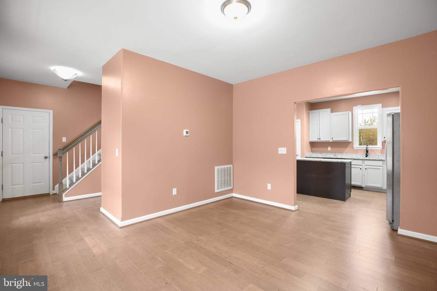 7716 Pilgrim Lane photo 9