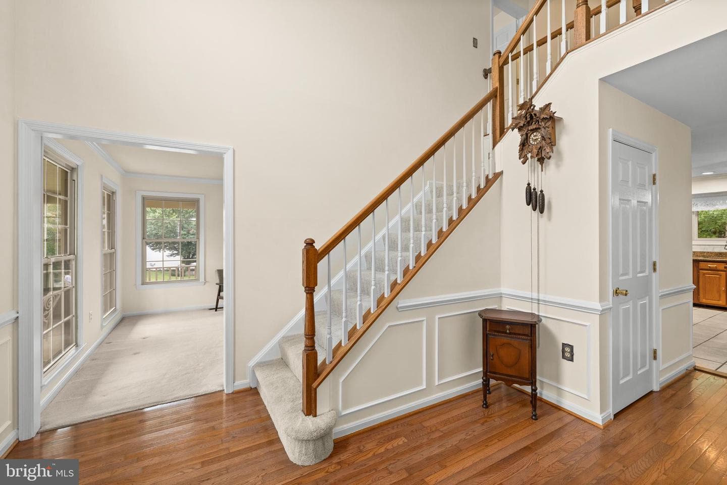 6100 Thayer Street photo 3