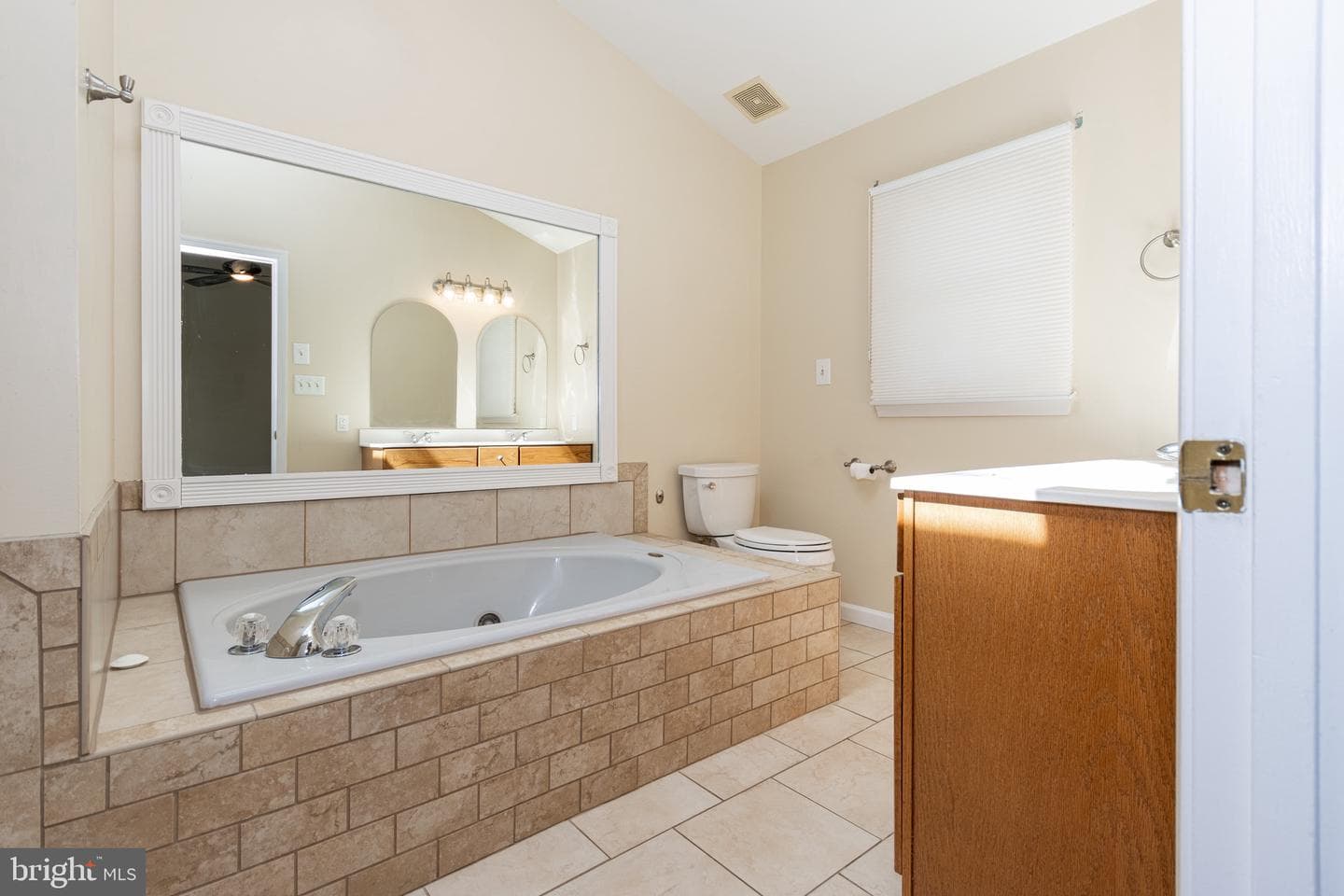 6407 Prospect Street photo 12