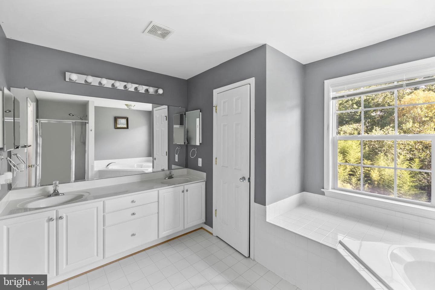 3622 Carolina Court photo 26