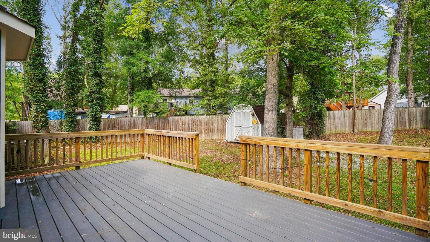 612 Casey Place photo 23