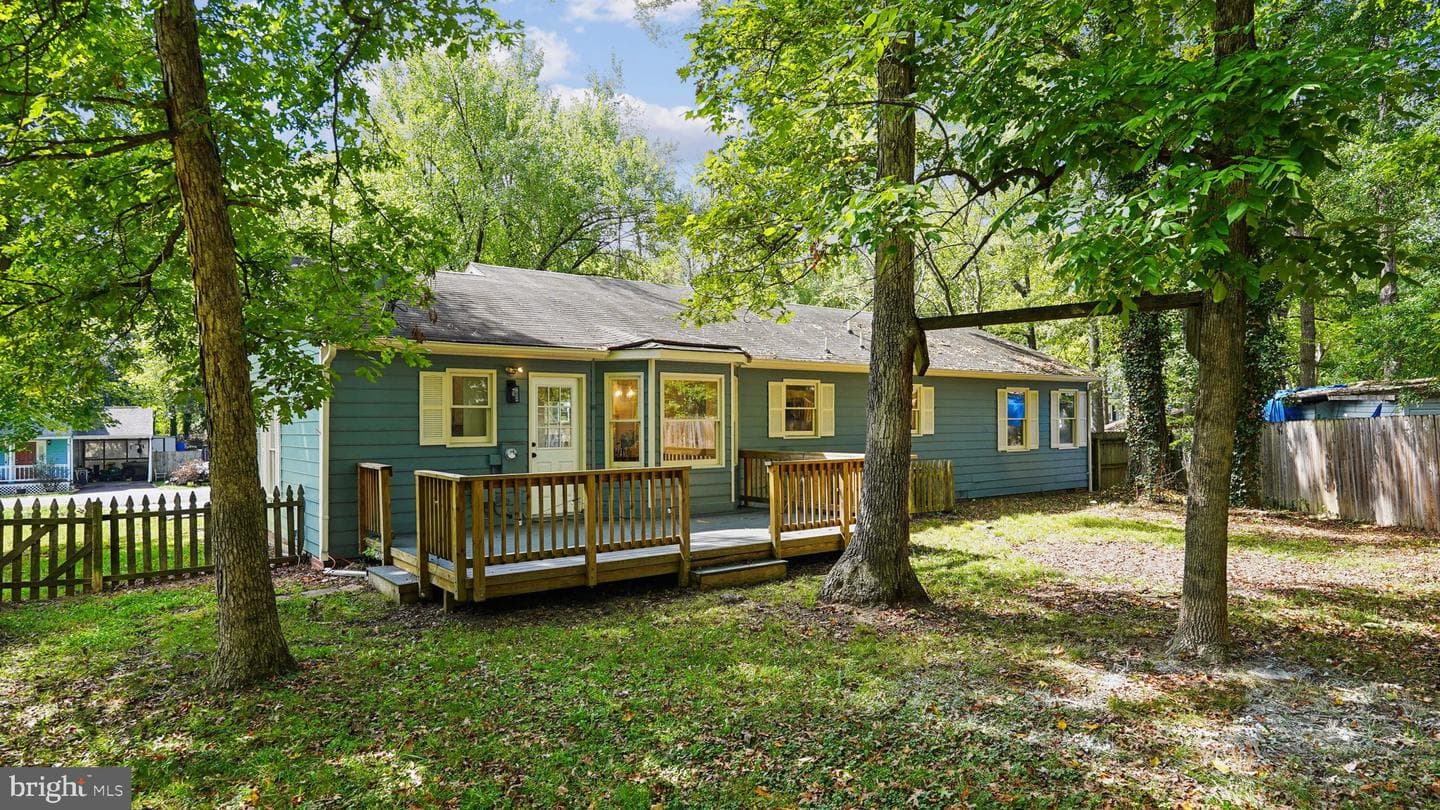 612 Casey Place photo 24