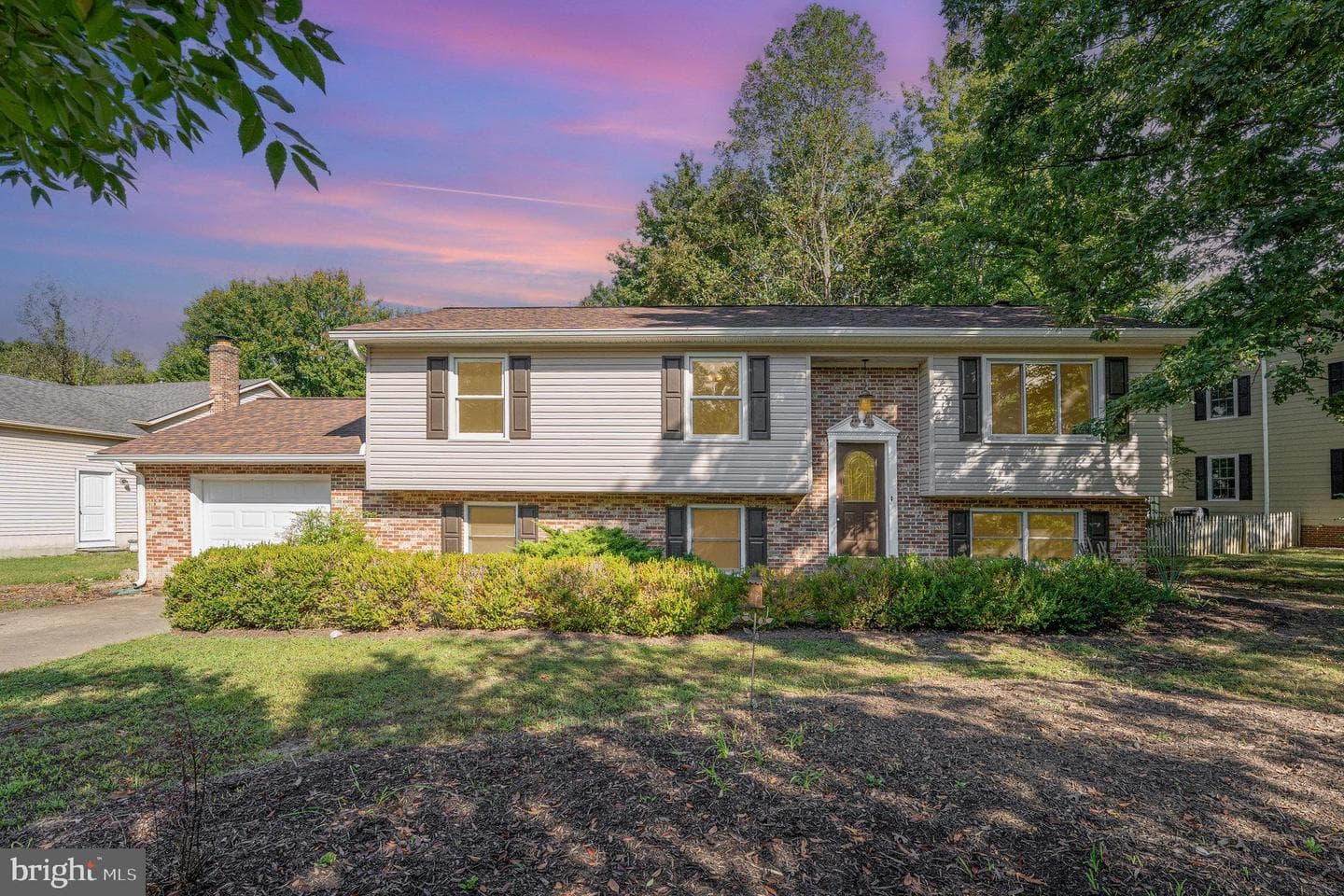 5813 Queens Mill Circle photo 1