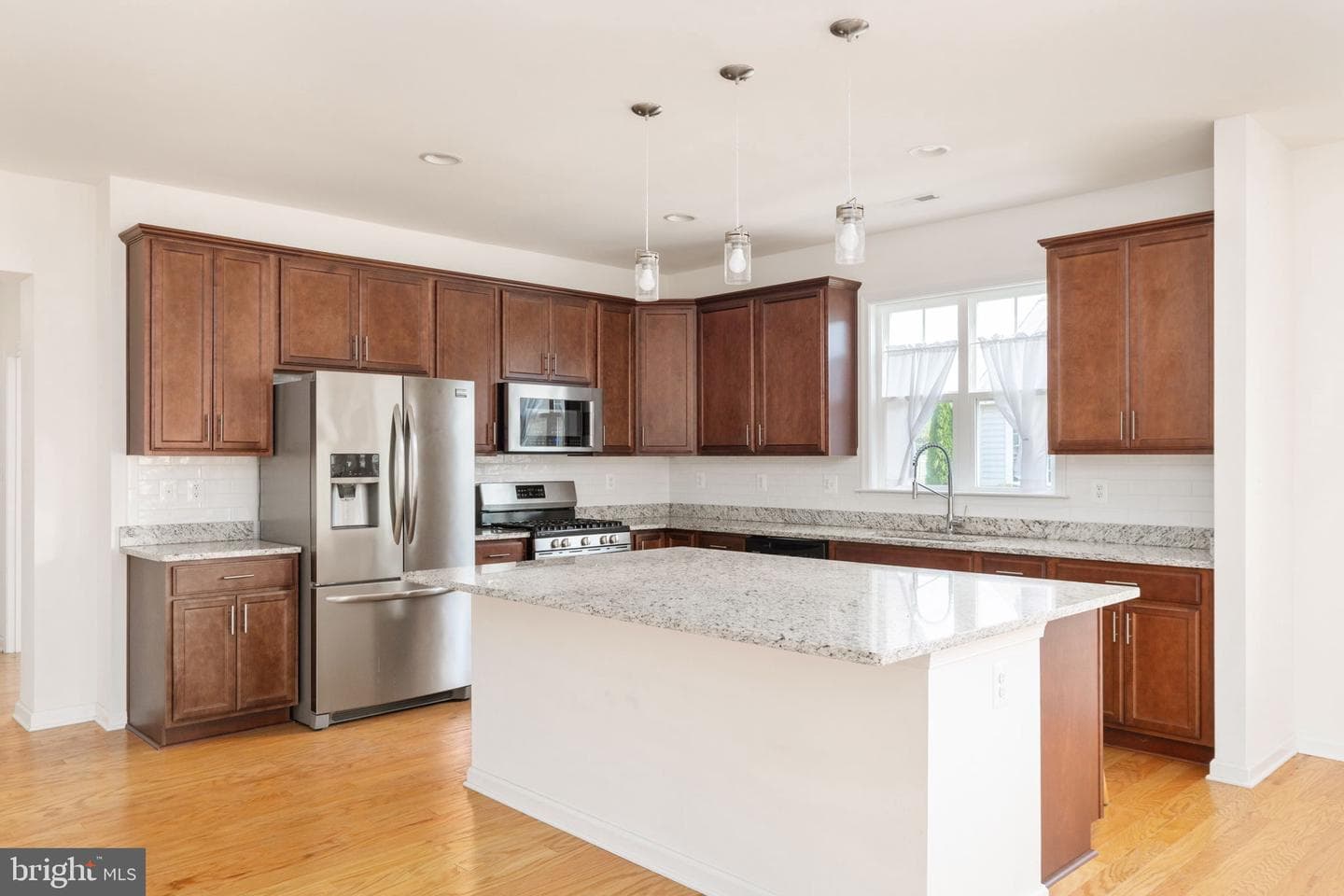 12211 Glen Oaks Drive photo 12
