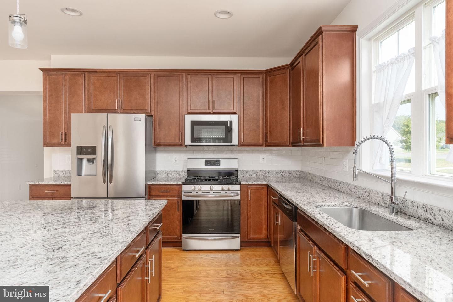 12211 Glen Oaks Drive photo 13
