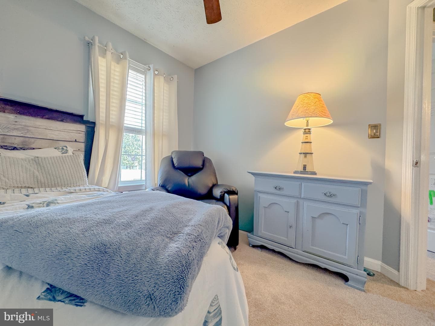 9728 W Midland Way photo 14