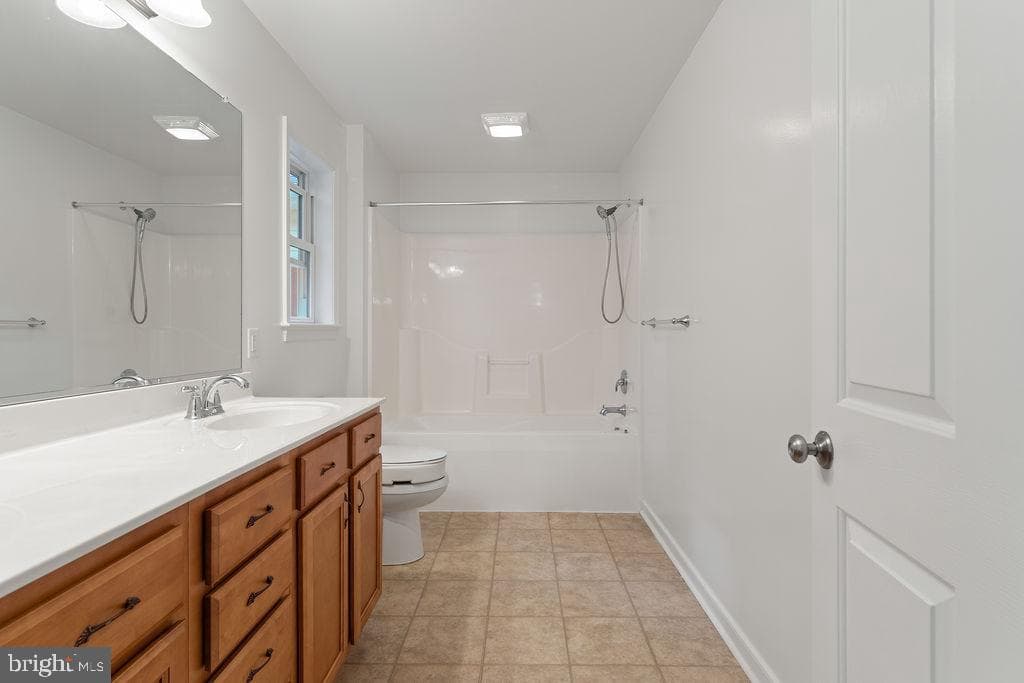 7525 Nyland Road photo 26