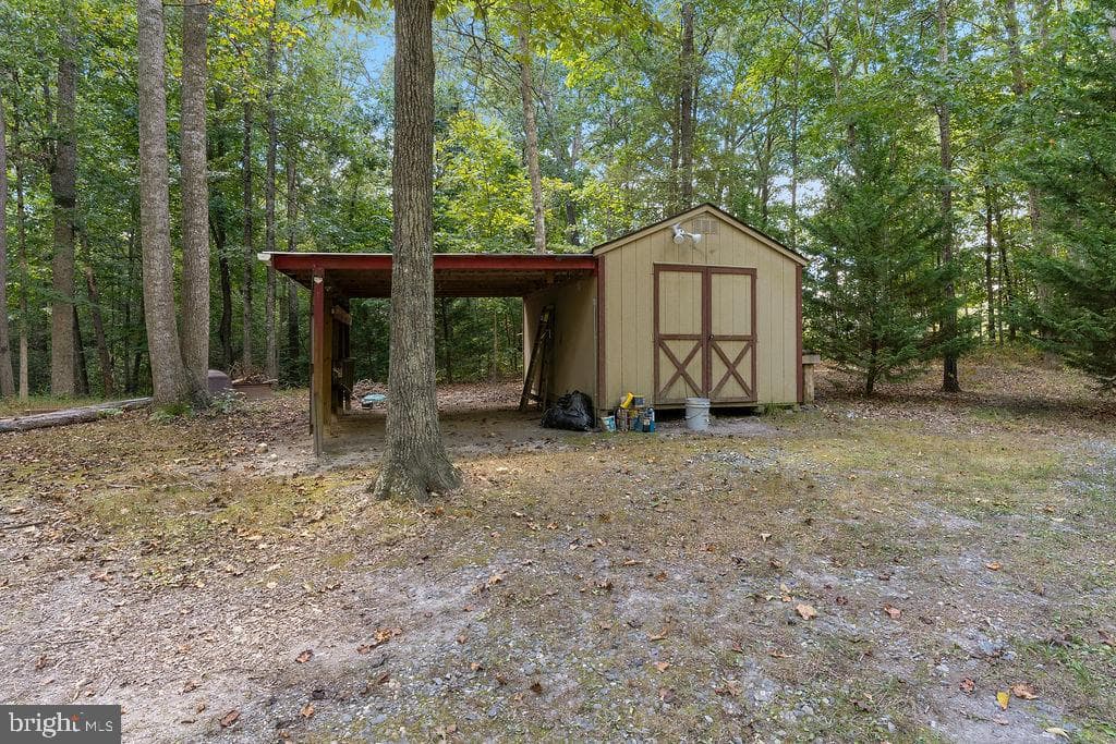 7525 Nyland Road photo 27