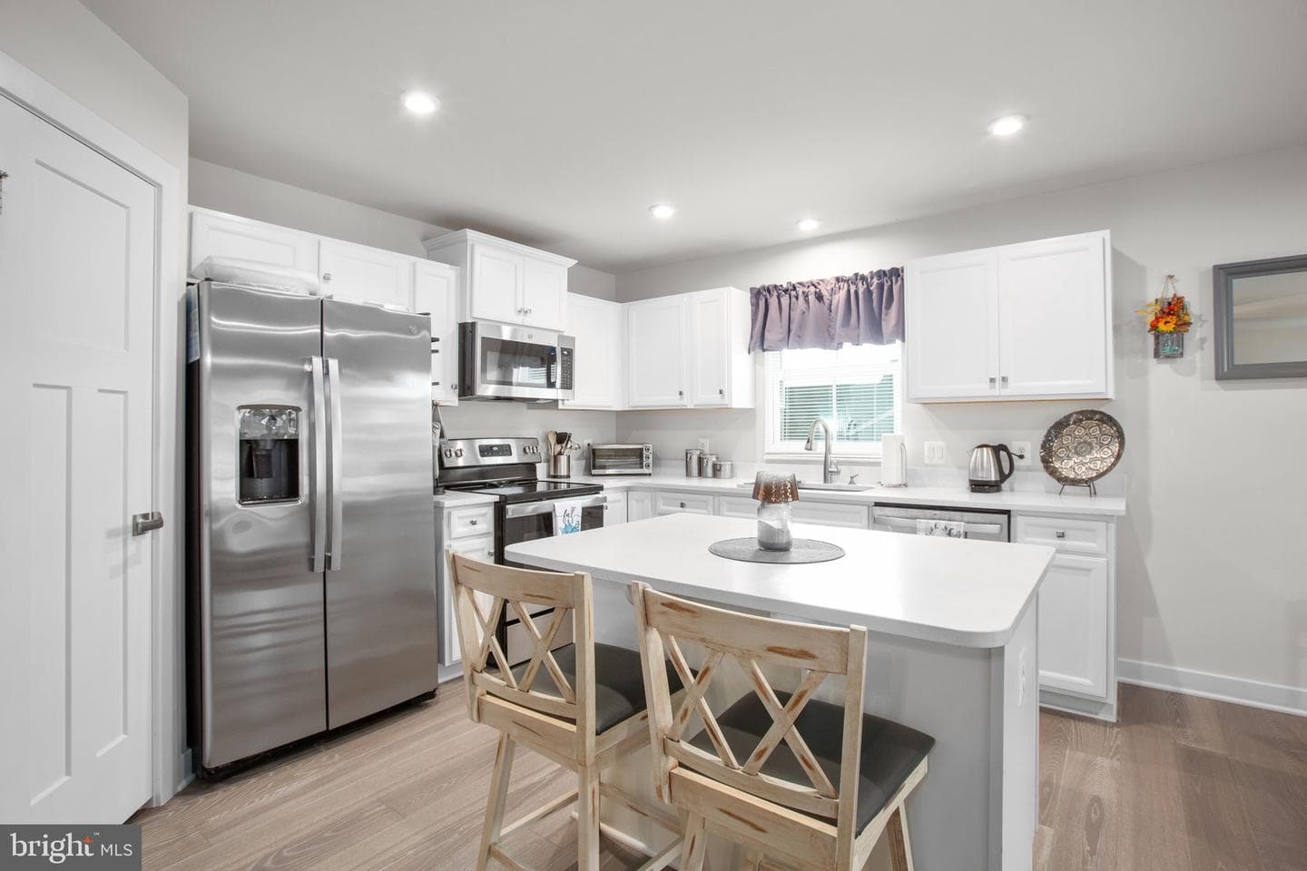 7411 Brentford Terrace photo 5