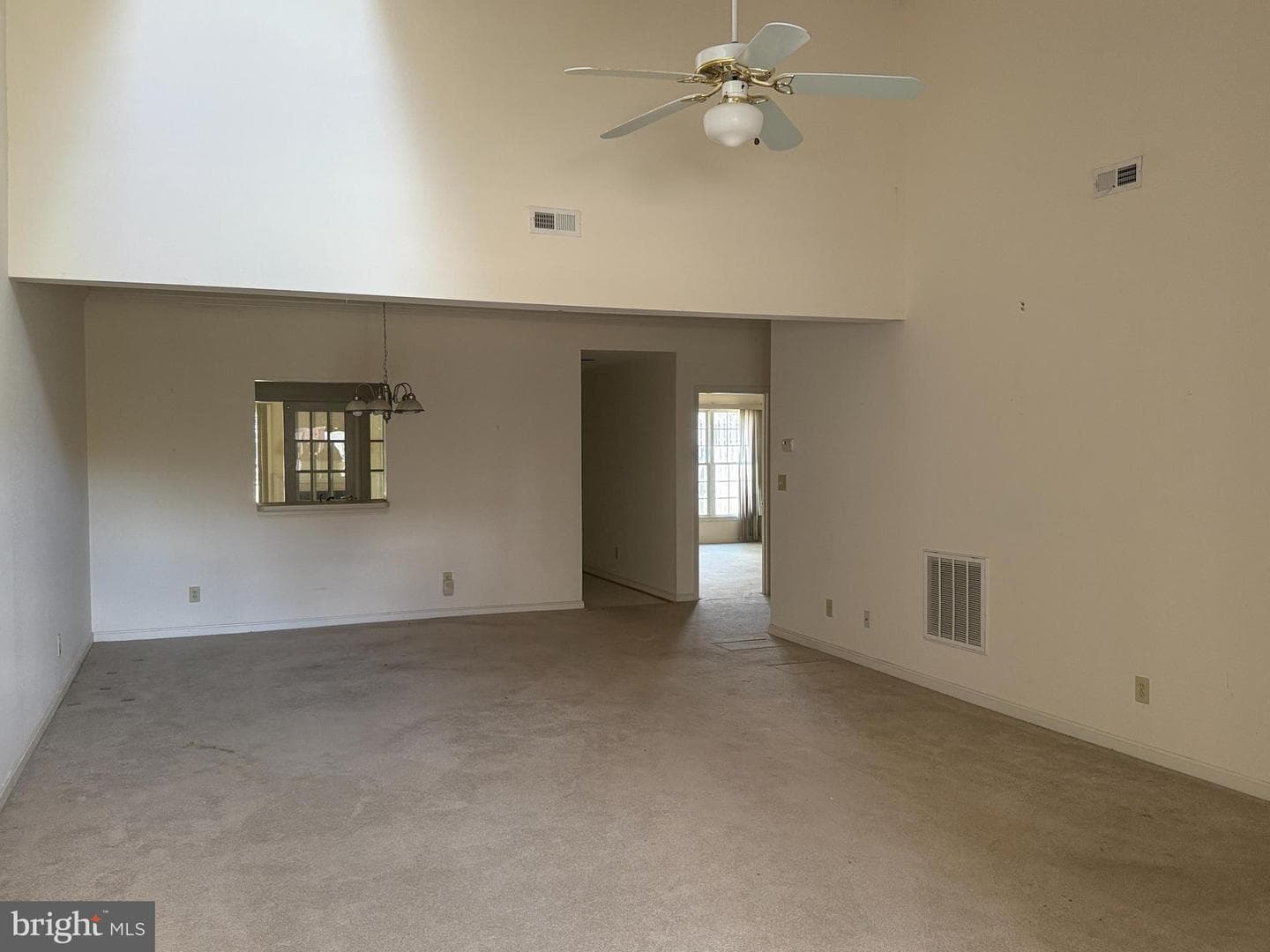 11002 Jaguar Court photo 2