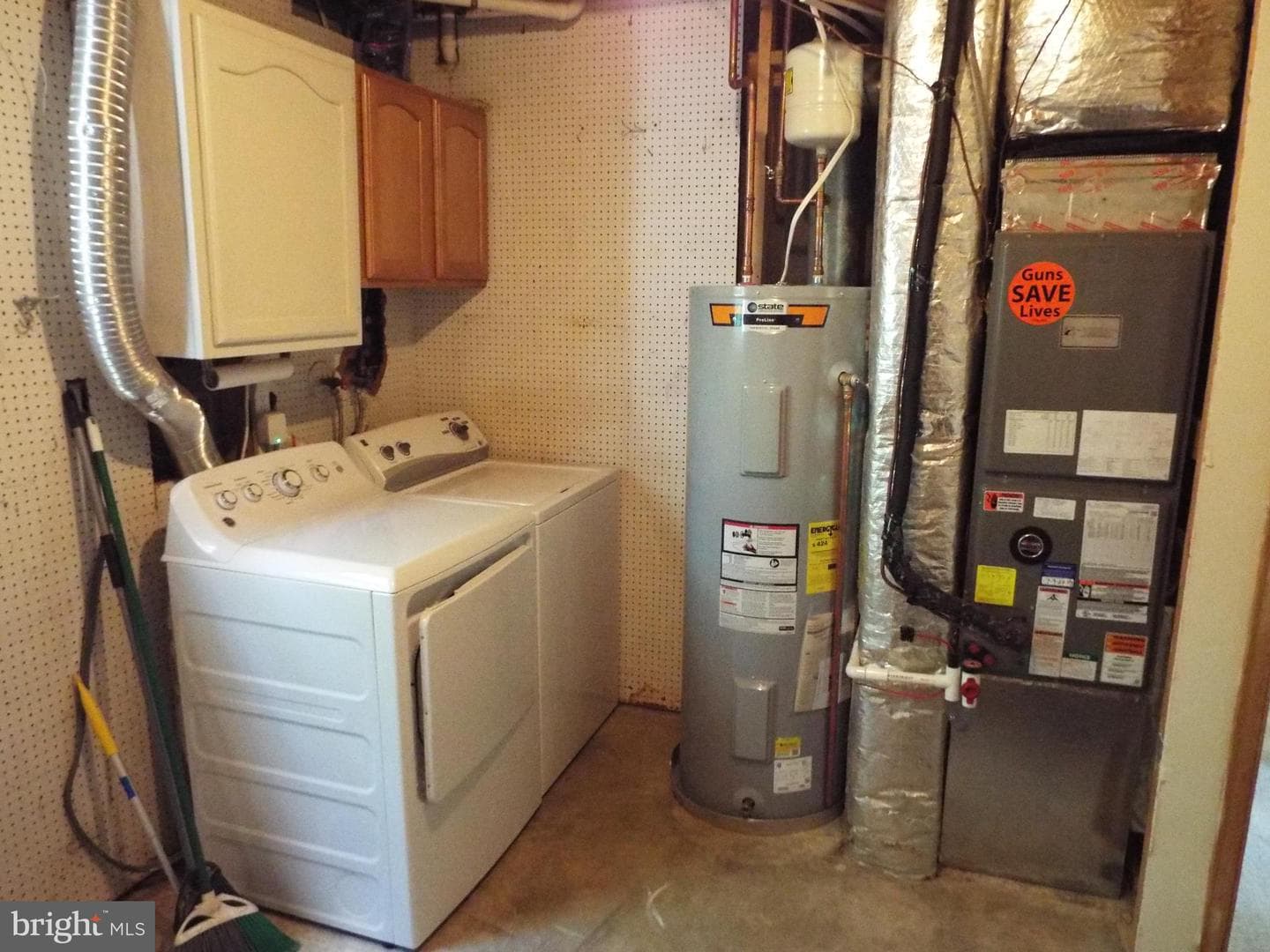 447 Albany Street photo 33